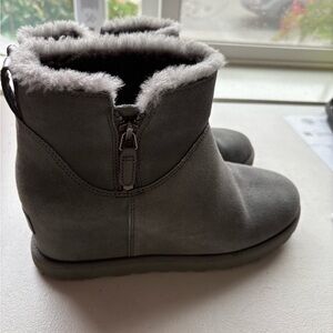 UGG boots high heel barley used